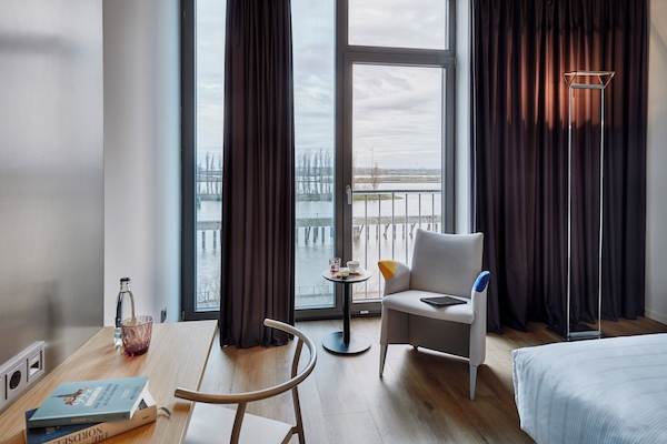 Allergiatestatut vuodevaatteet, minibaari, työpöytä, pimennysverhot