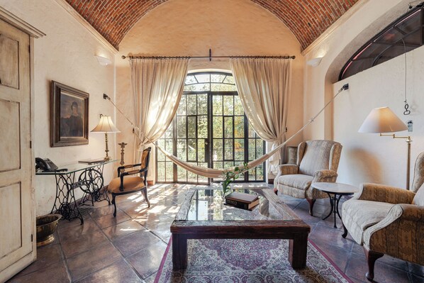 Signature Suite | Premium bedding, down comforters, pillowtop beds, in-room safe