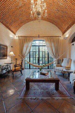 Premium Suite