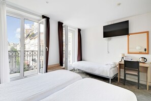 Triple Room | Select Comfort beds, in-room safe, desk, soundproofing