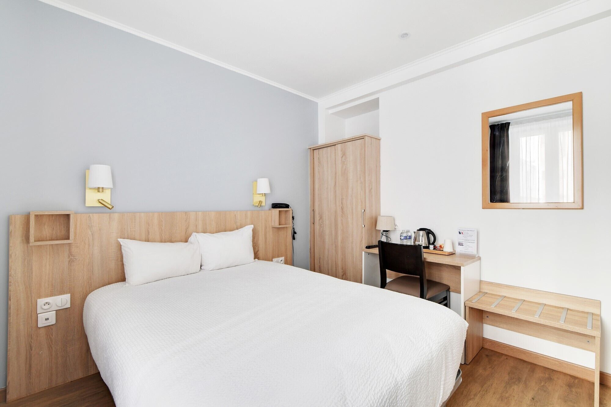 Select-Comfort-Betten, Zimmersafe, Schreibtisch, schallisolierte Zimmer