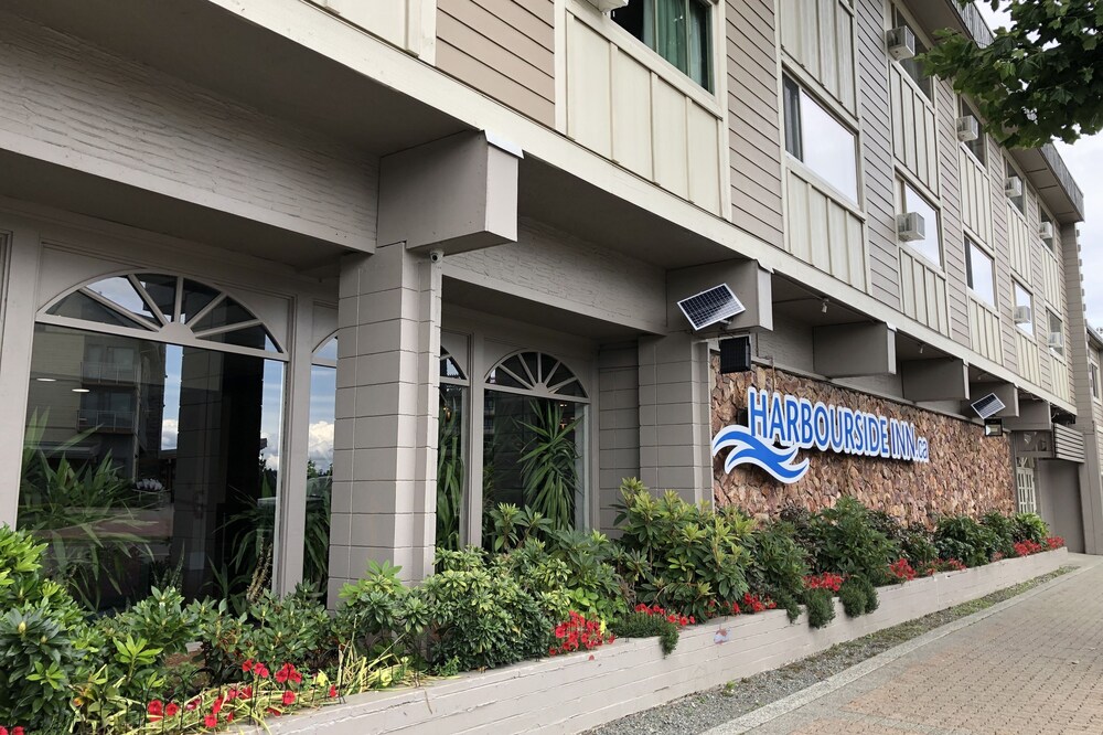 Harbourside Inn