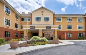 Exterior - Extended Stay America Suites Fishkill Westage Center (Fishkill)