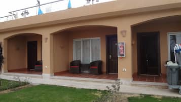 Tomannsrom – standard | Terrasse/patio