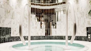 Sauna, bain à remous, hammam, hammam, soins corporels