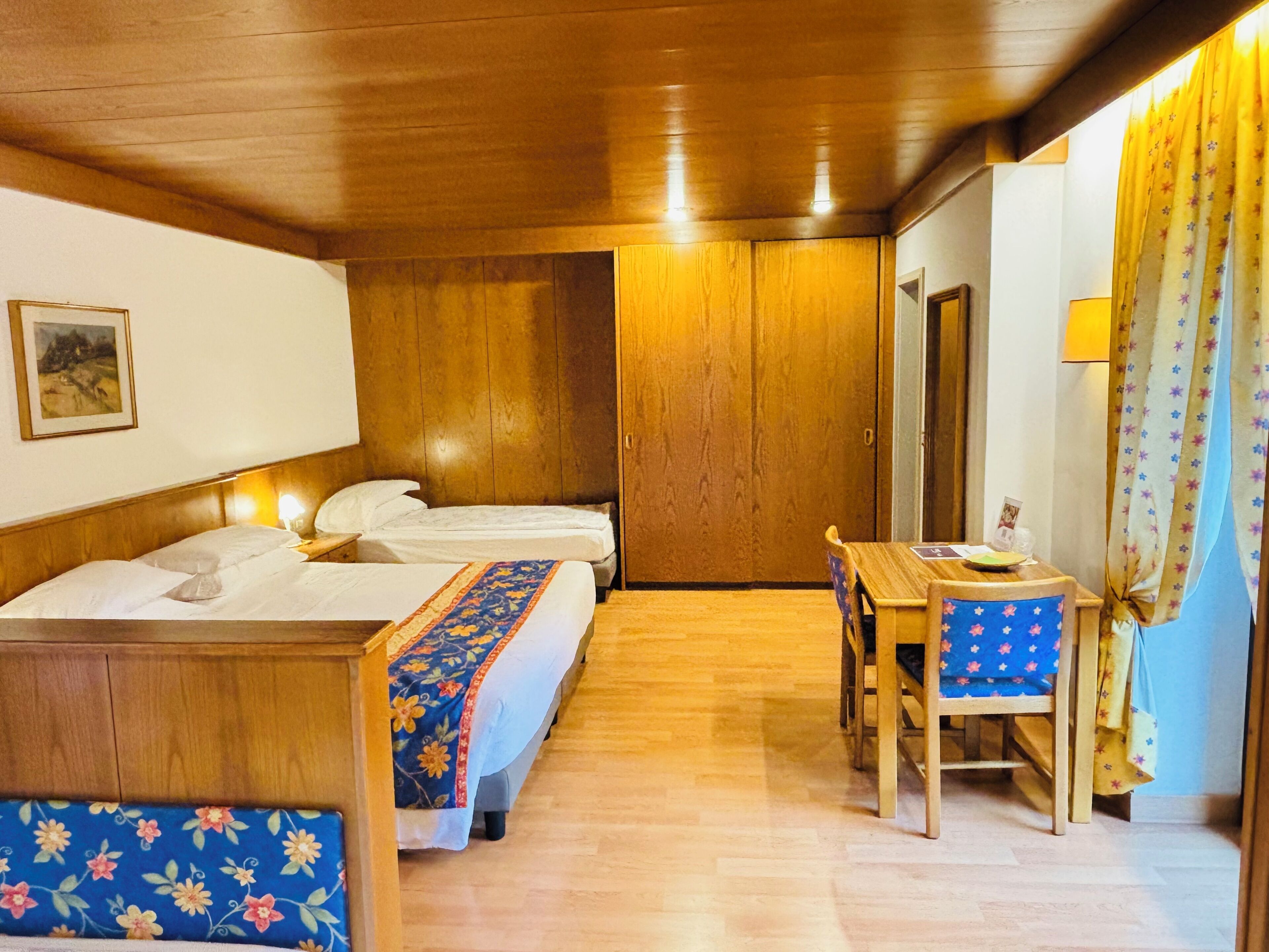 junior suite | 5 bedrooms, egyptian cotton sheets, premium bedding, down duvets