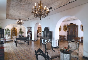 Khu sảnh