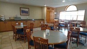 Free daily continental breakfast