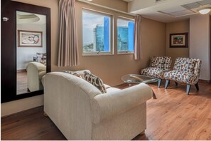 Junior Suite | 1 bedroom, premium bedding, in-room safe, desk