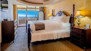 Superior King Suite | Terrace/patio