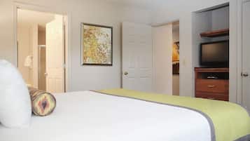 In-room safe, desk, laptop workspace, iron/ironing board