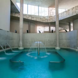Sauna, hot tub, steam room, hot springs/mineral springs