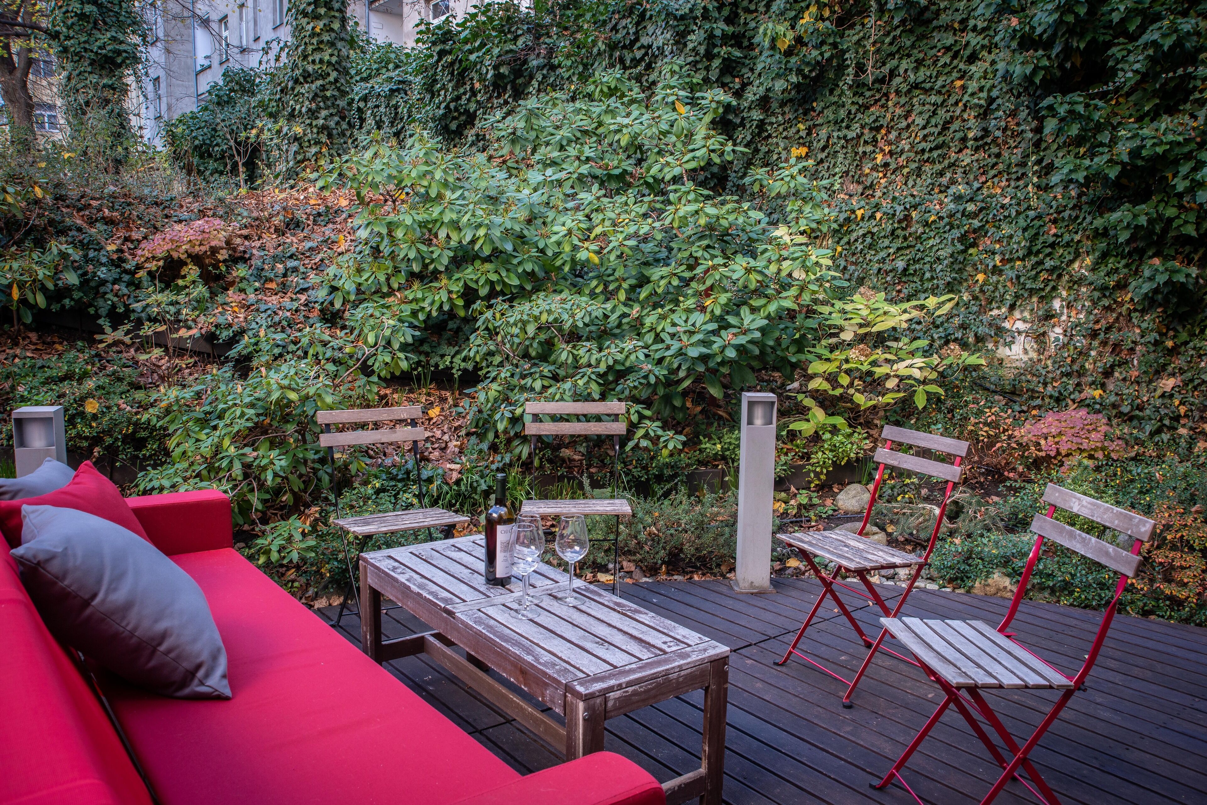 outdoor banquet area