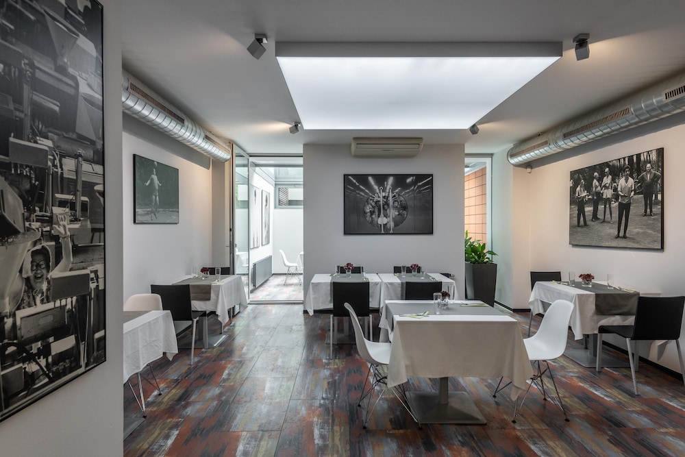 Art Hotel Prague by null