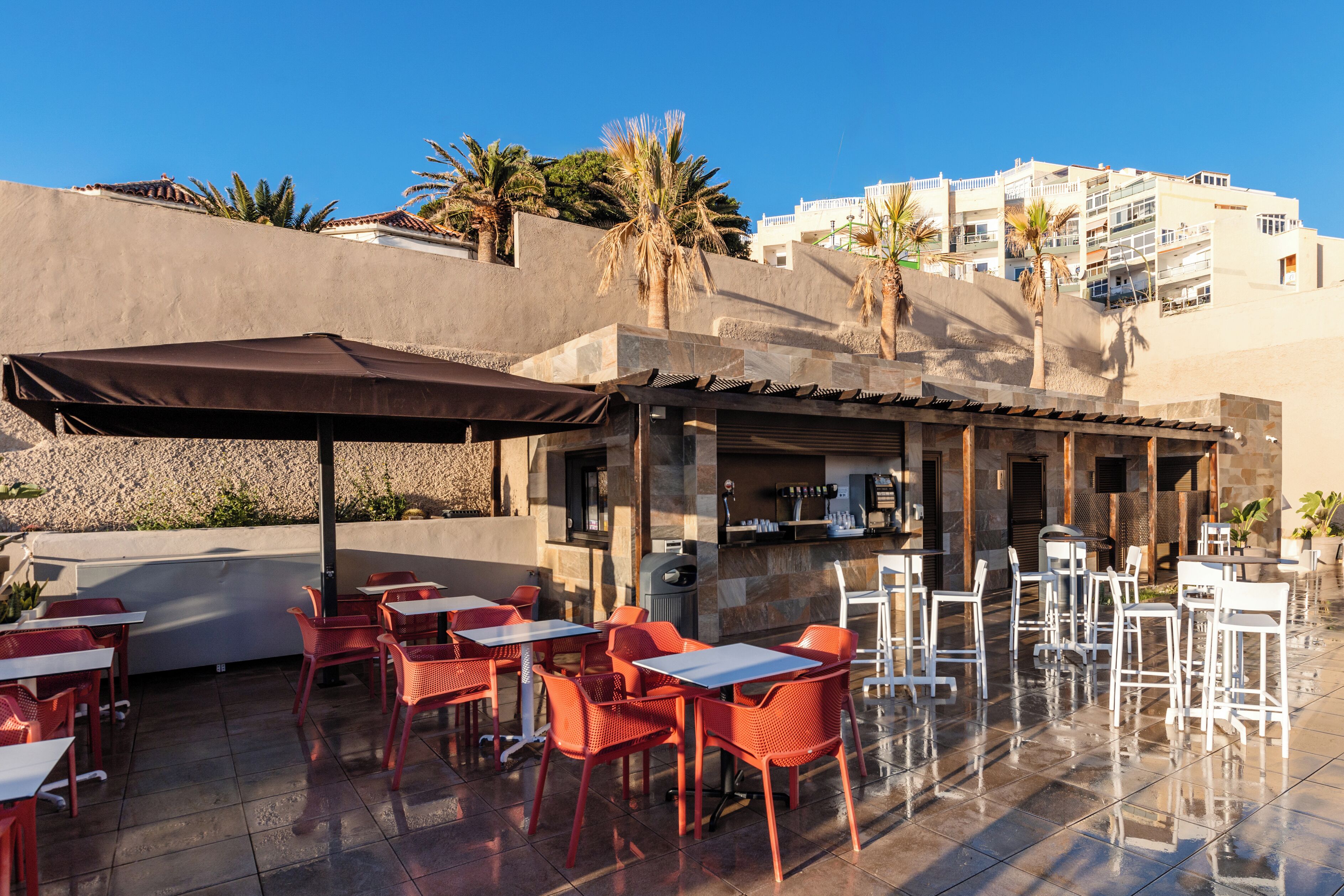 3 quầy bar/khu lounge, quầy bar bên hồ bơi 