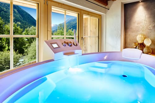 Behandlungsräume für Paare, Sauna, Whirlpool, Dampfbad