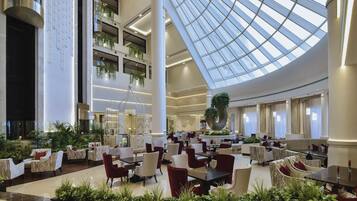 Con vistas a la piscina