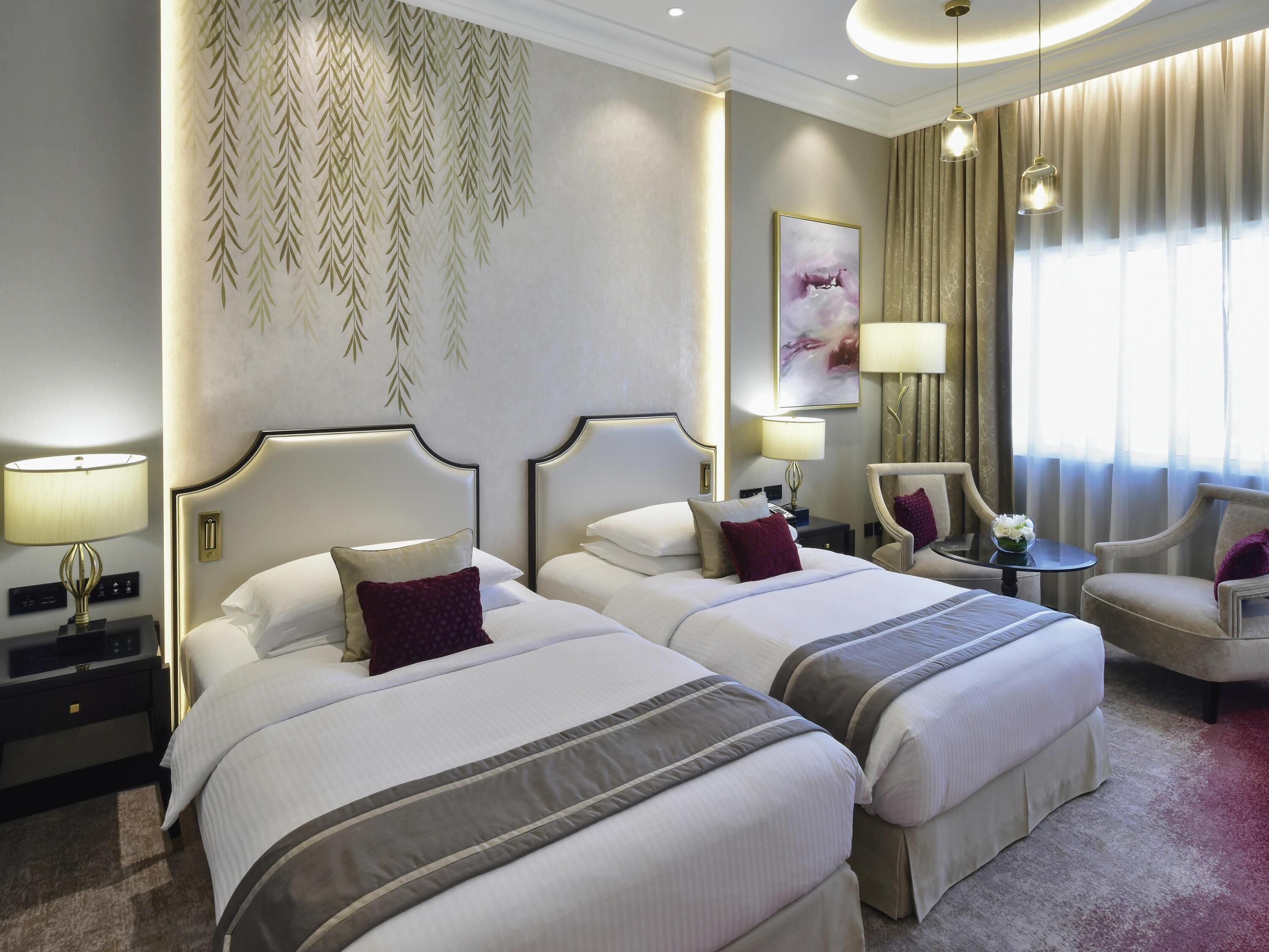 Tomannsrom – superior, 2 enkeltsenger | Sengetøy av topp kvalitet, dundyner, minibar og safe på rommet