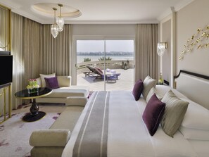 Ambassador Suite | Premium bedding, down comforters, minibar, in-room safe