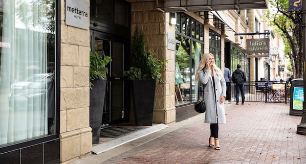 Entrée de l’hébergement