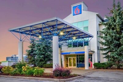 Motel 6 Burlington, ON - Toronto West - Oakville