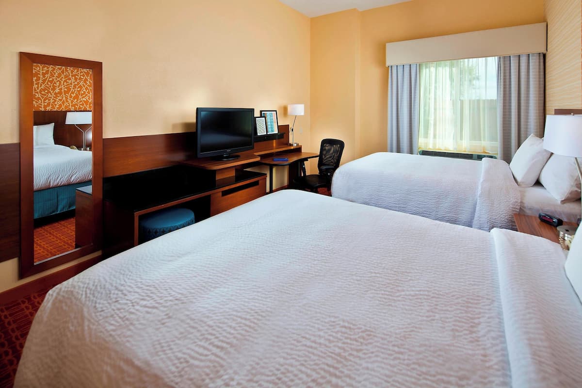 Ropa de cama de alta calidad, decoración personalizada y escritorio