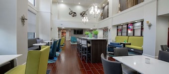 Hampton Inn & Suites Lafayette