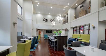 Hampton Inn & Suites Lafayette