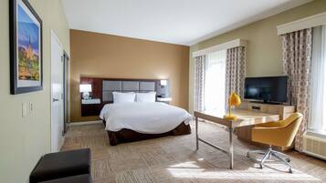 Surmatelas, fer et planche à repasser, lits bébé (gratuits)