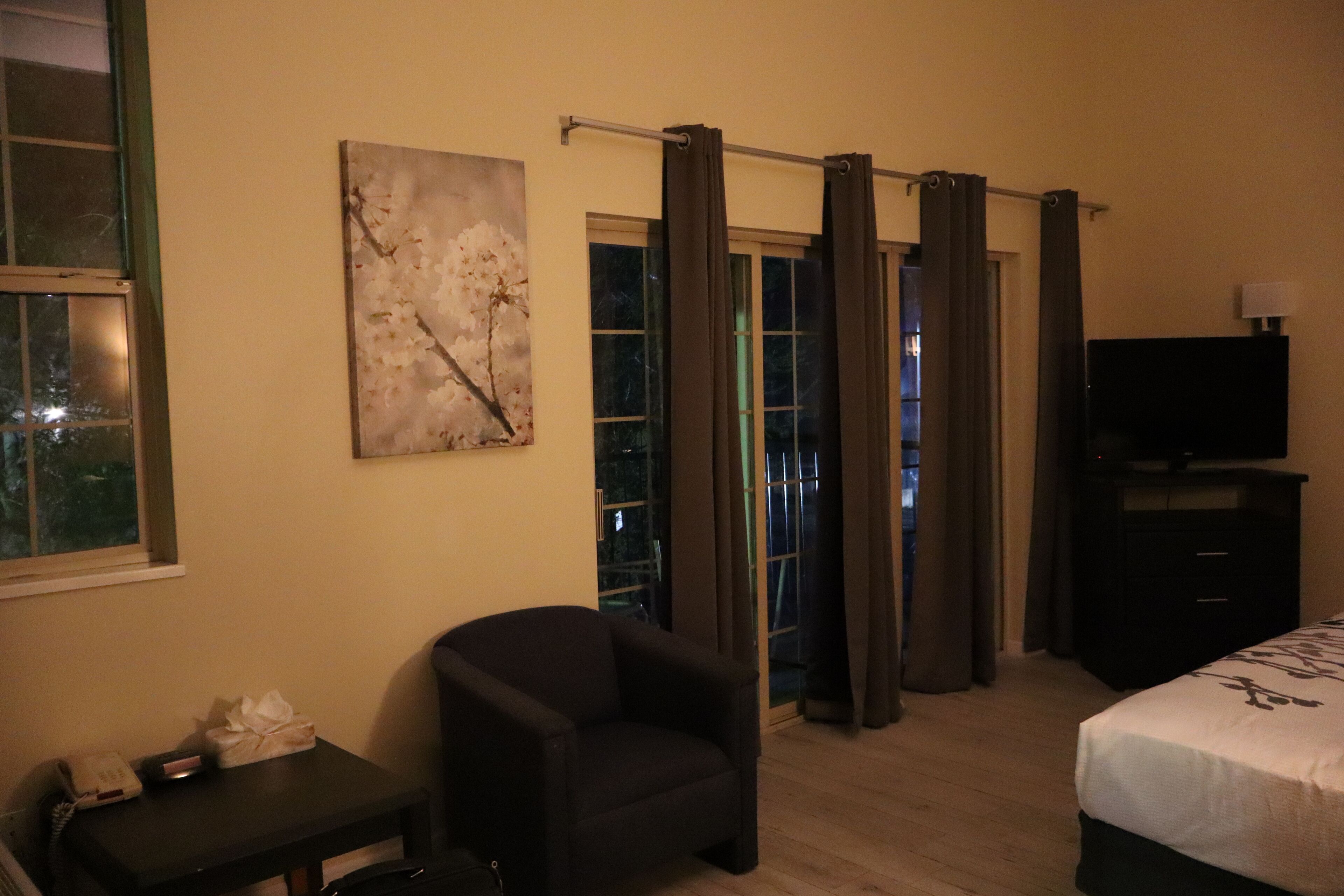 Habitación Business | Cortinas opacas, tabla de planchar con plancha, wifi gratis