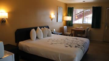 Deluxe Room | Blackout drapes, iron/ironing board, free WiFi, bed sheets