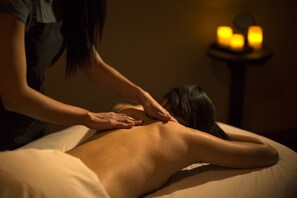 Sauna, hot tub, steam room, body treatments, hot stone massages - The Inn at Nakoma (Clio)