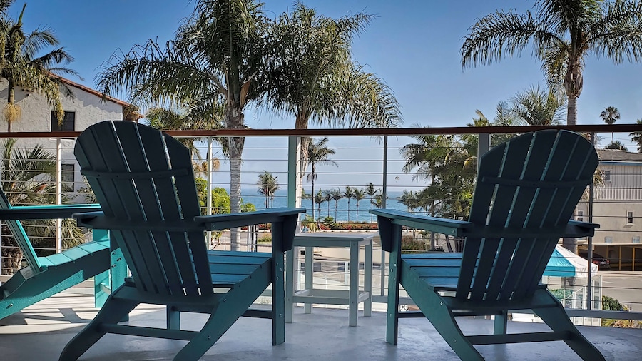 Motel 6 Santa Barbara, CA - Beach