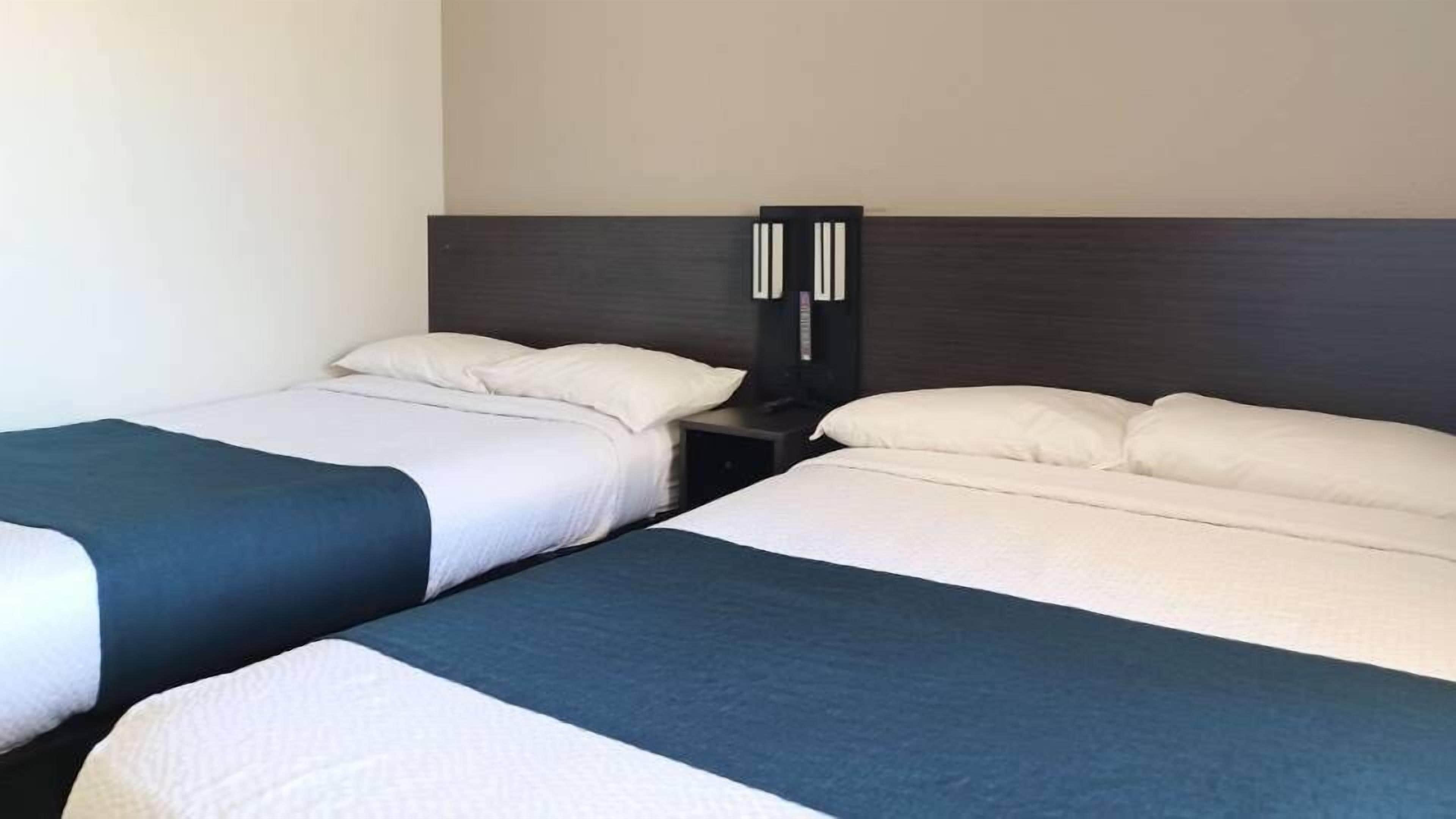 Desk, laptop workspace, iron/ironing board, free WiFi