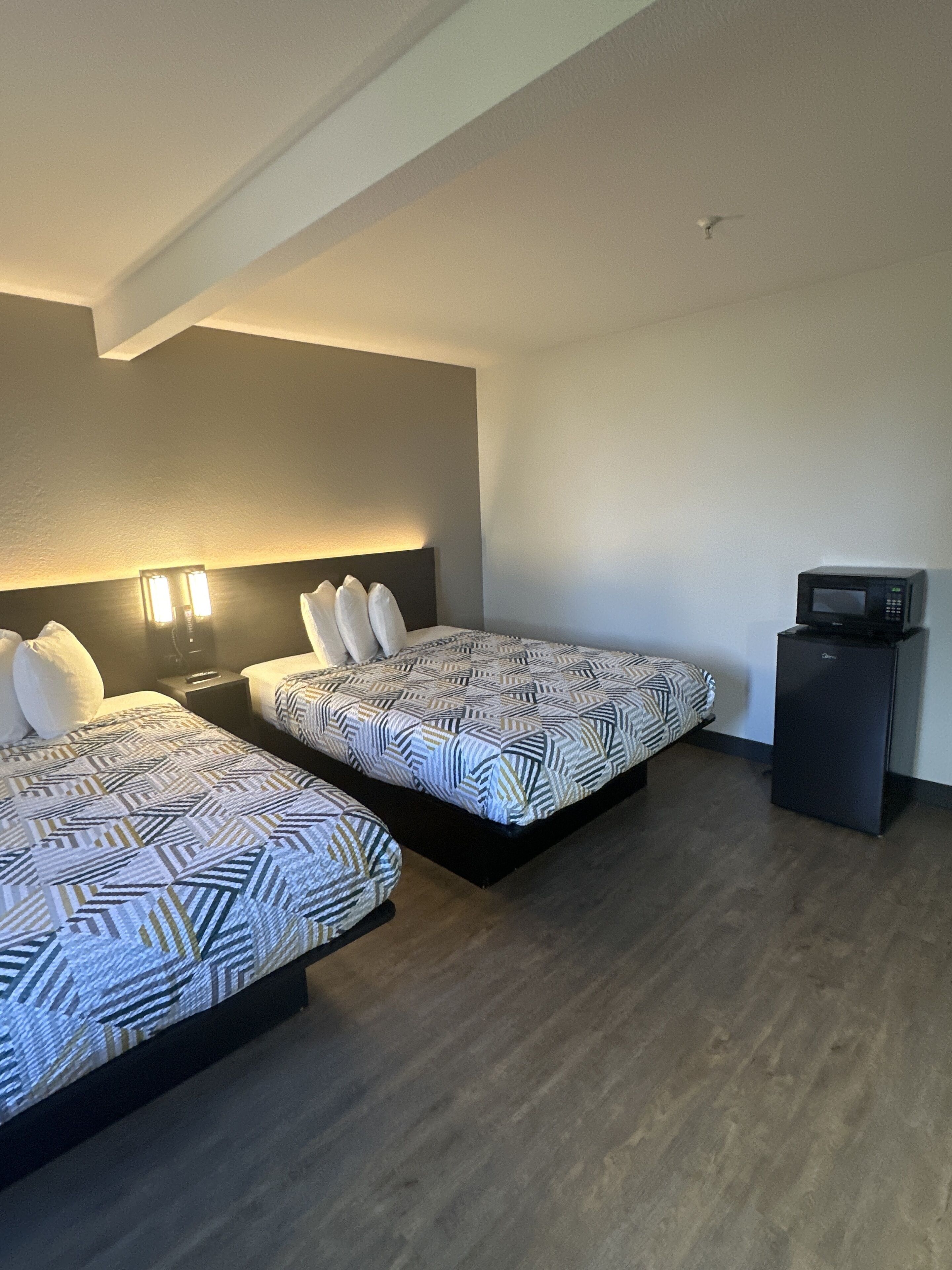 Blackout curtains, free WiFi, bed sheets