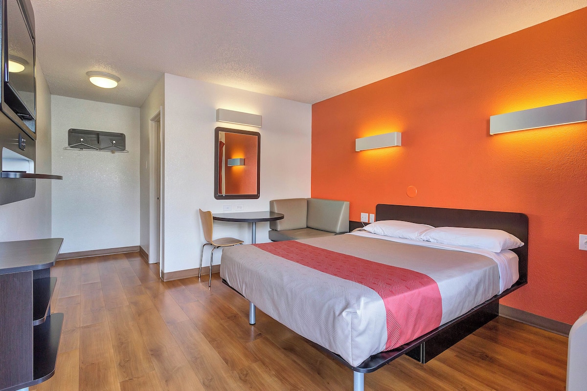 Deluxe Room, 1 Double Bed, Non Smoking