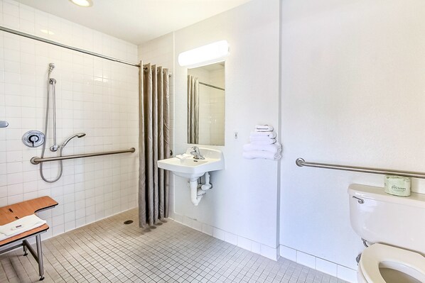 淋浴/盆浴组合、毛巾