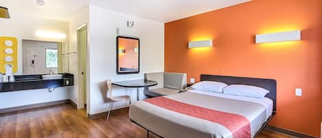 Free WiFi, bed sheets