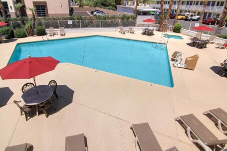 Motel 6 Old town Scottsdale Fashion Square - Image 31
