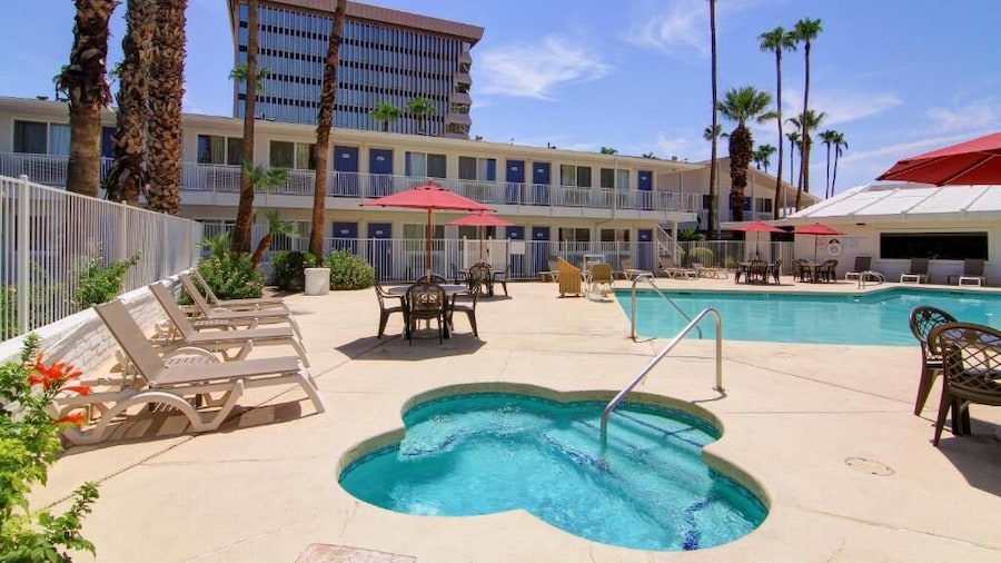 Motel 6 Old town Scottsdale/Fashion Square