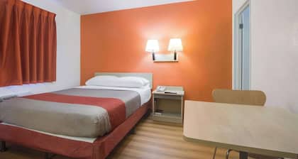 Park Inn by Radisson, Lakewood