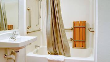 Dusche, Handtücher, Toilettenpapier