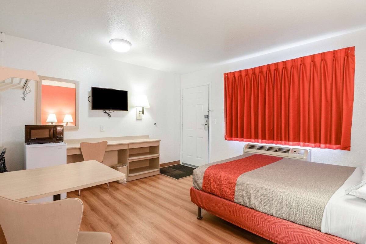 Wi-fi (inkludert) og sengetøy