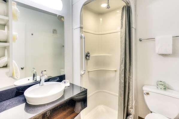 Towels - Motel 6 Tigard, OR - Portland South - Lake Oswego (Lake Oswego)