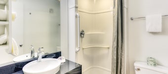 Motel 6 Tigard, OR - Portland South - Lake Oswego