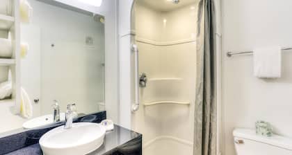 Motel 6 Tigard, OR - Portland South - Lake Oswego