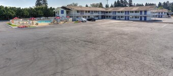 Motel 6 Tigard, OR - Portland South - Lake Oswego