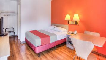 Free WiFi, bed sheets