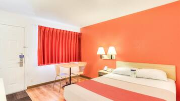 Free WiFi, bed sheets