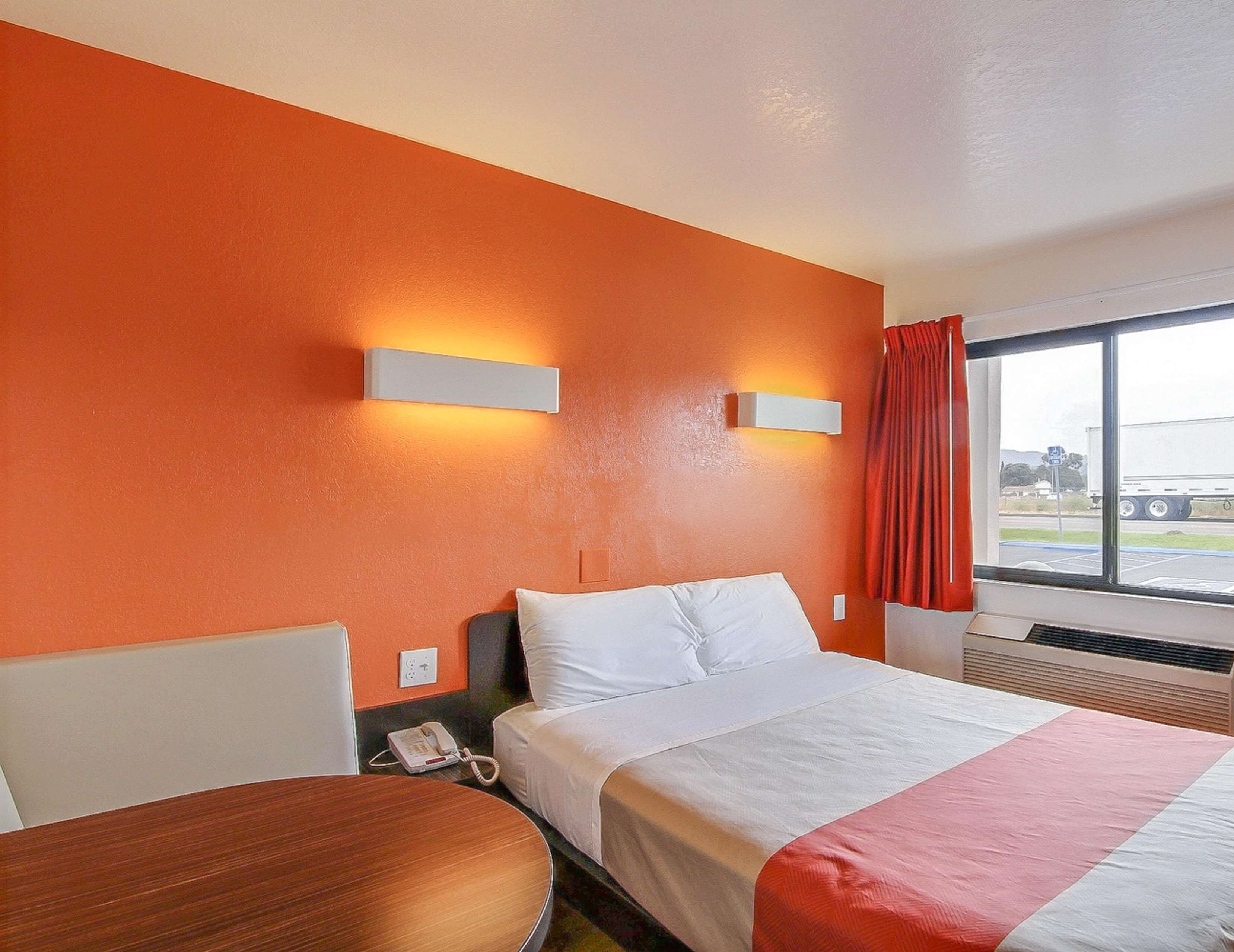 Blackout drapes, WiFi (free), bed sheets